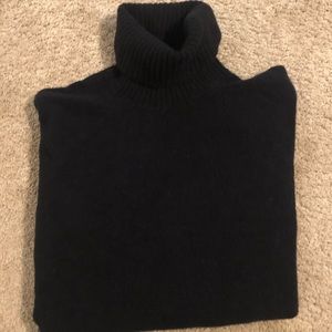 J Crew women’s turtleneck sweater
